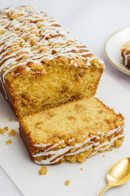 Bizcocho de Manzana Caramelizada y Canela: Una Receta Tradicional y Esponjosa que Conquista Paladares